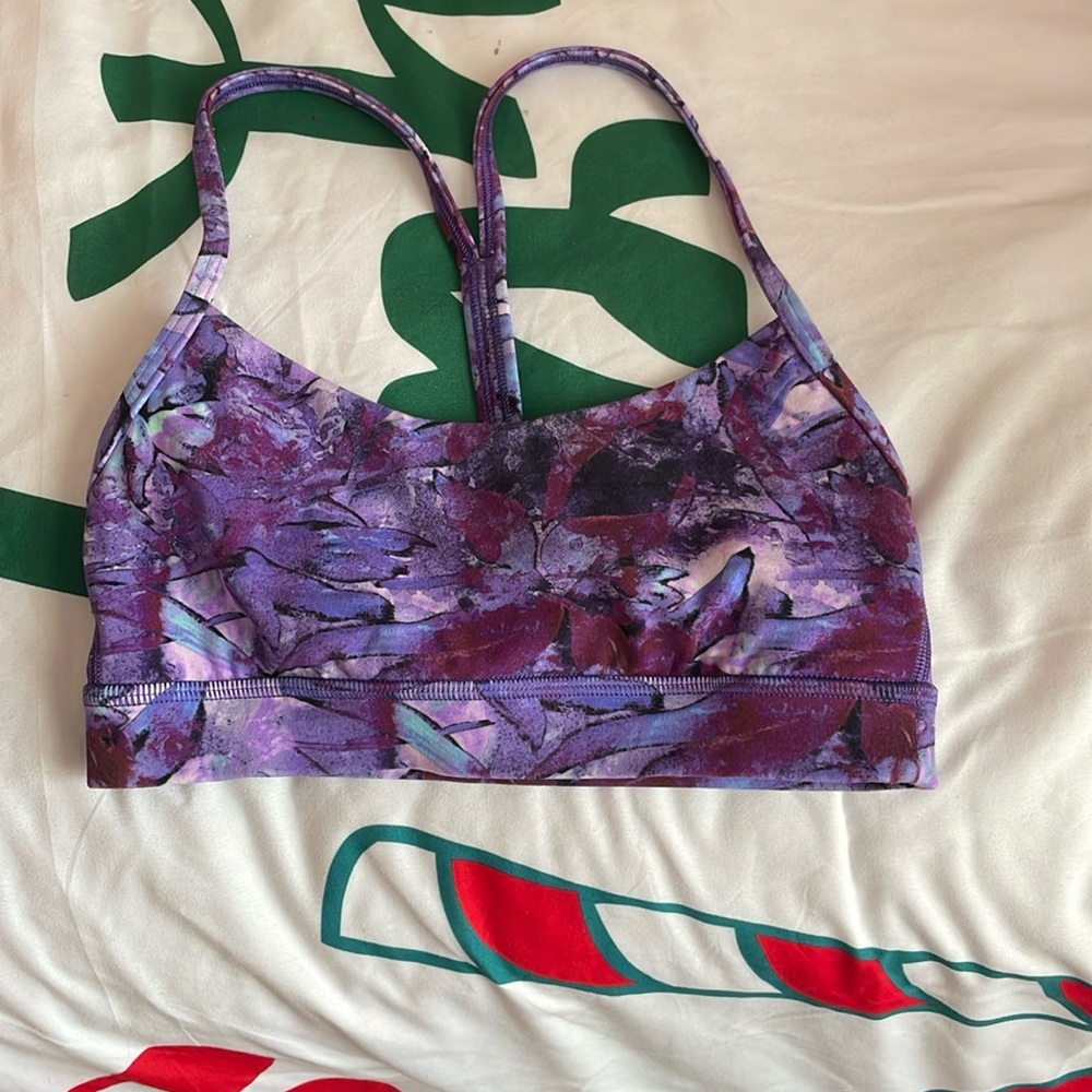 Lululemon bra size 2